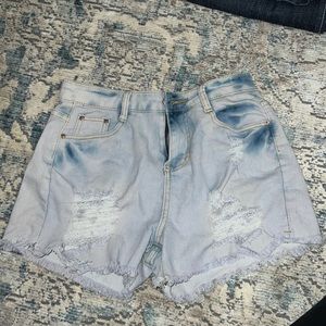 High waisted cut off shorts
